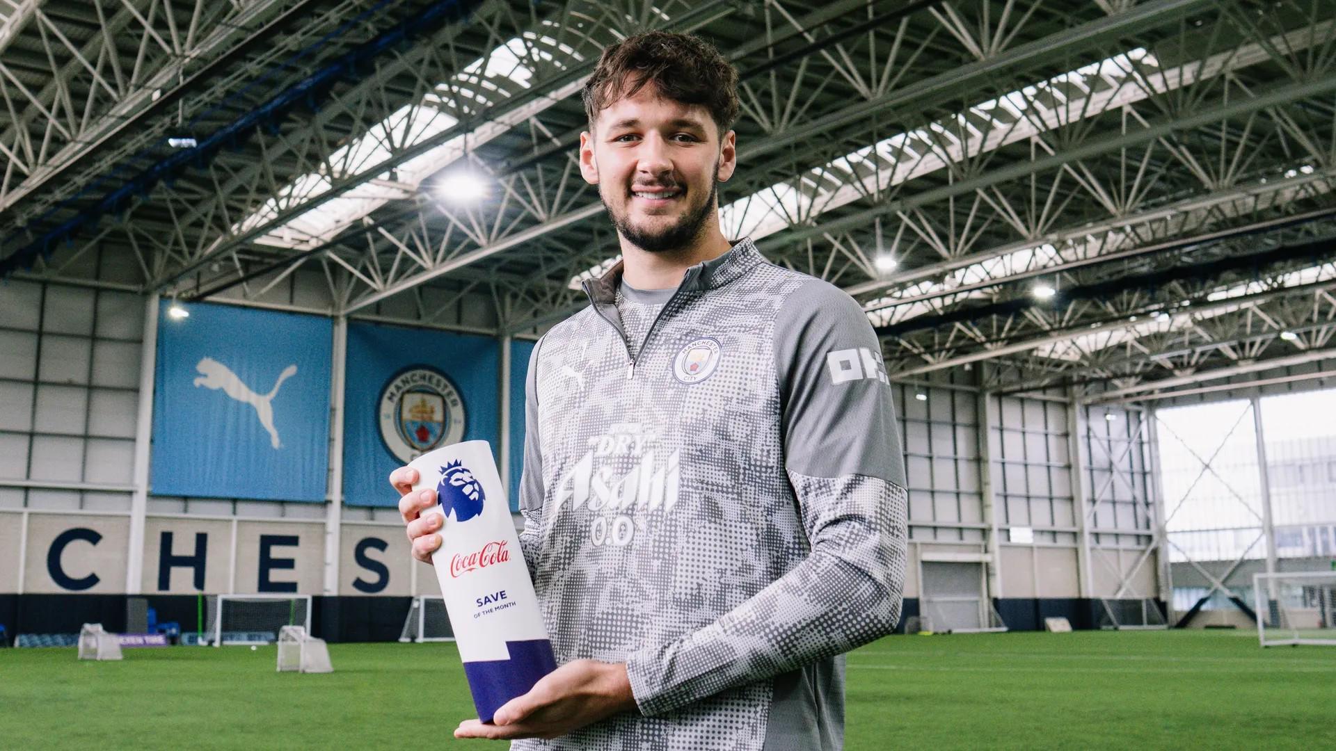 世界杯官方直播软件下载-英超8月最佳扑救：特拉福德左手挡出布莱顿近距离射门