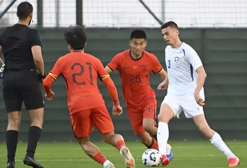 世界杯手机高清观看入口-国足2-2后，一号门将由谁担任？记者：李昊今年二门，评论一边倒