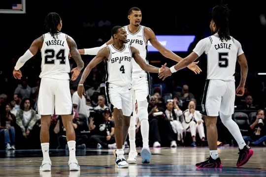 世界杯直播平台官网app下载最新版-ESPN预测开拓者vs马刺：开拓者胜率19.9%，马刺胜率80.1%